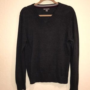 Men’s long sleeve sweater